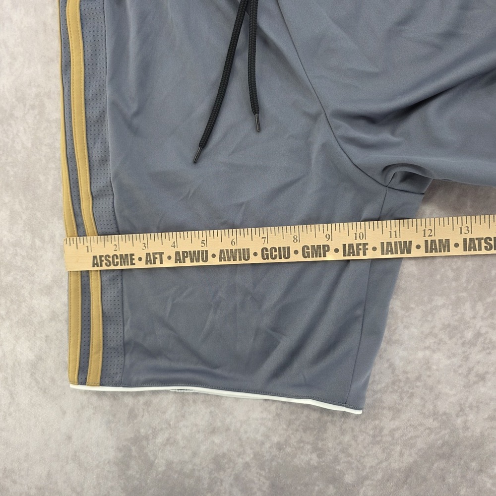 Adidas Climacool Men's Shorts Size XS Gray Yellow 3 Stripe Athletic Soccer Gym - Picture 5 of 7